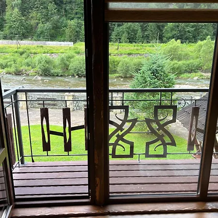 Zatin Guest house Yaremche
