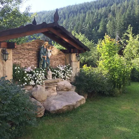 Zatin Guest house *